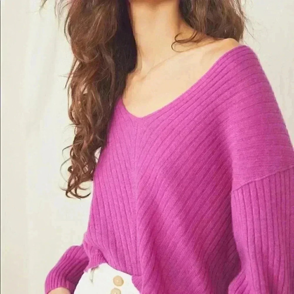 Free People Elias 100% Cashmere V-Neck Sweater - Picture 3 of 3